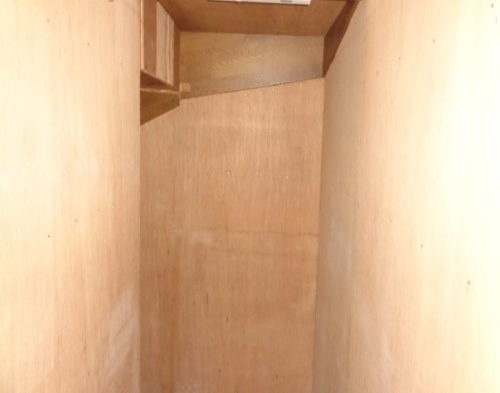 画像：階段下収納